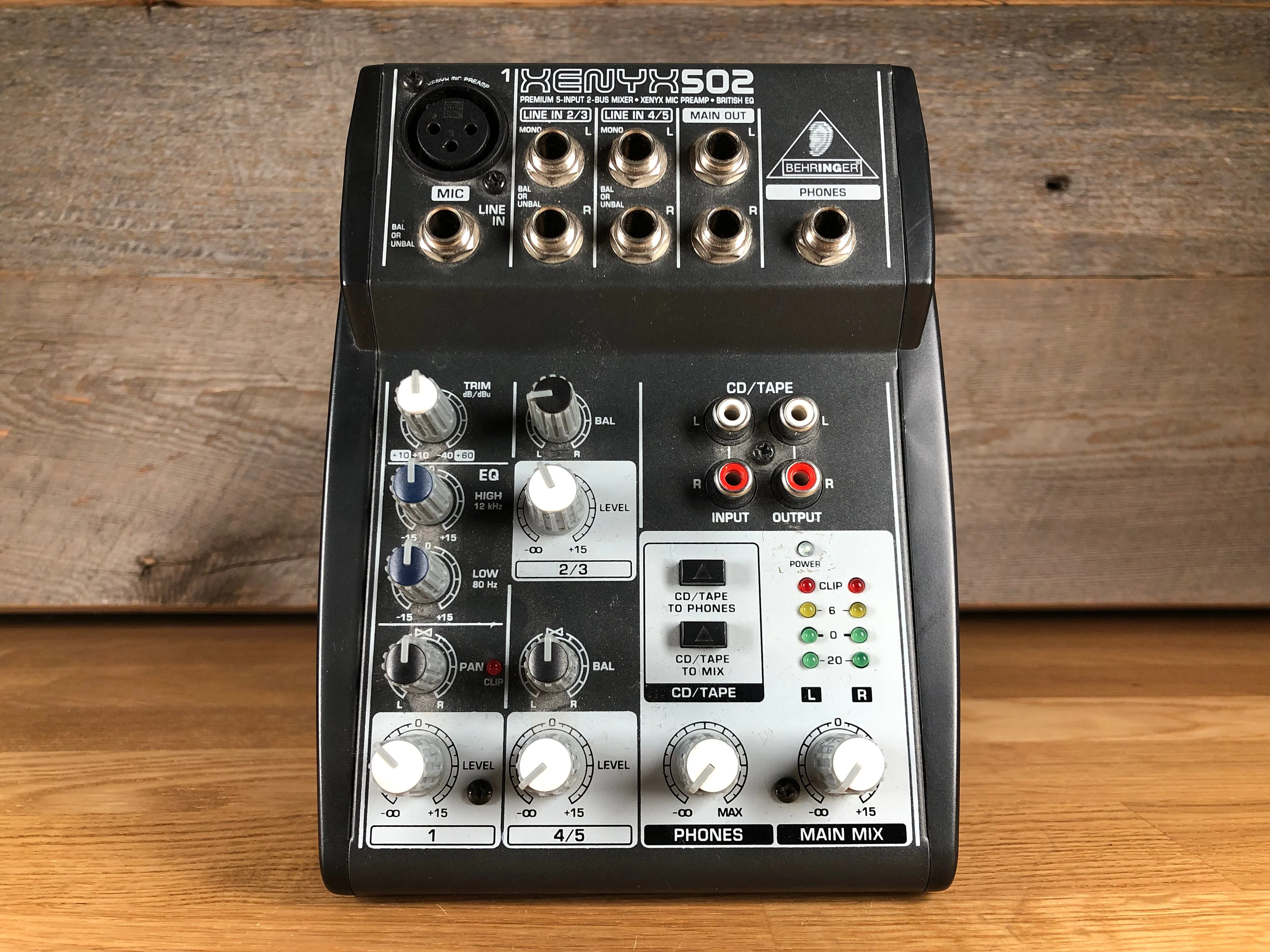 Behringer Xenyx 502  Compact Mixer Used