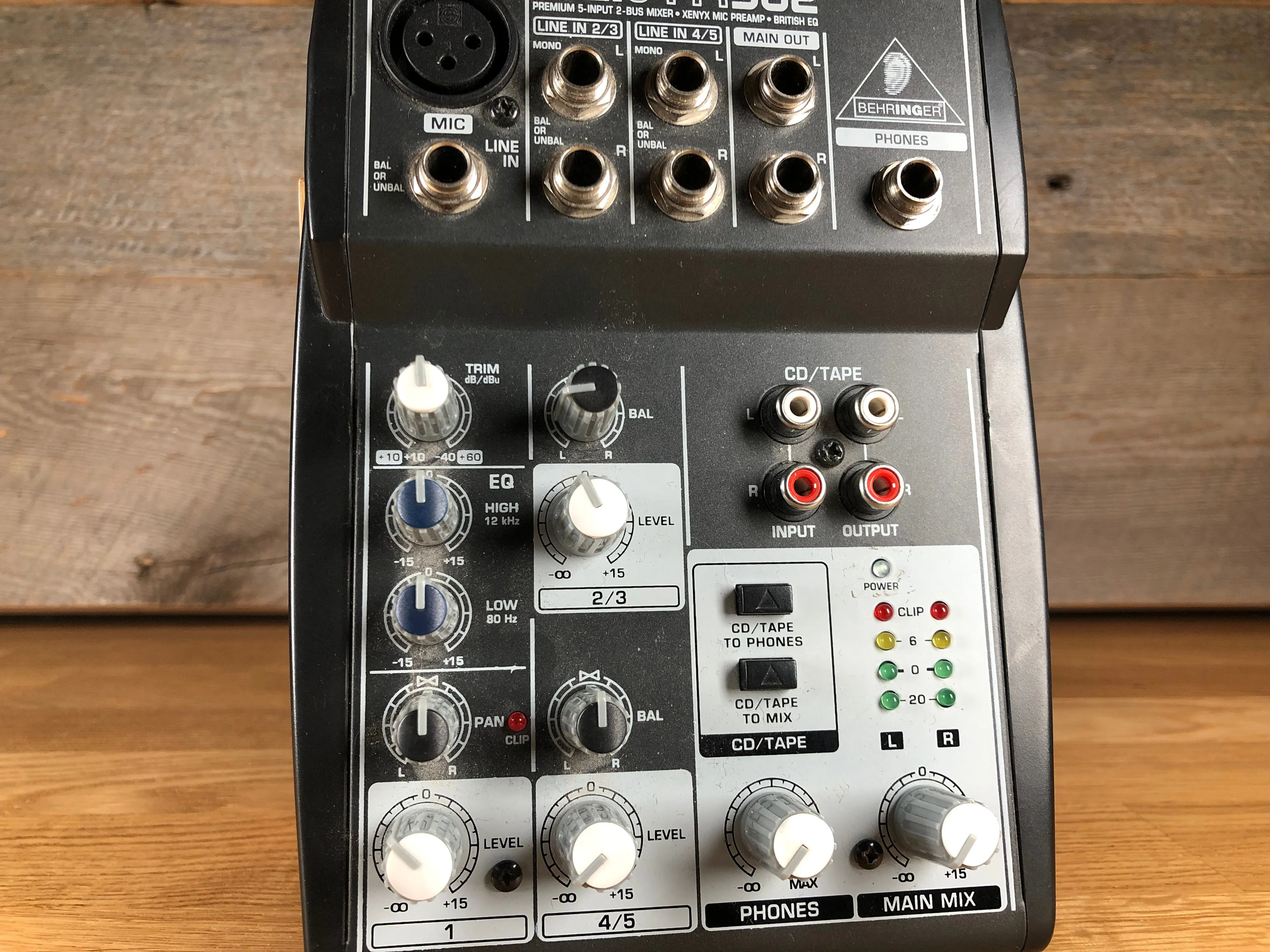 Behringer Xenyx 502  Compact Mixer Used