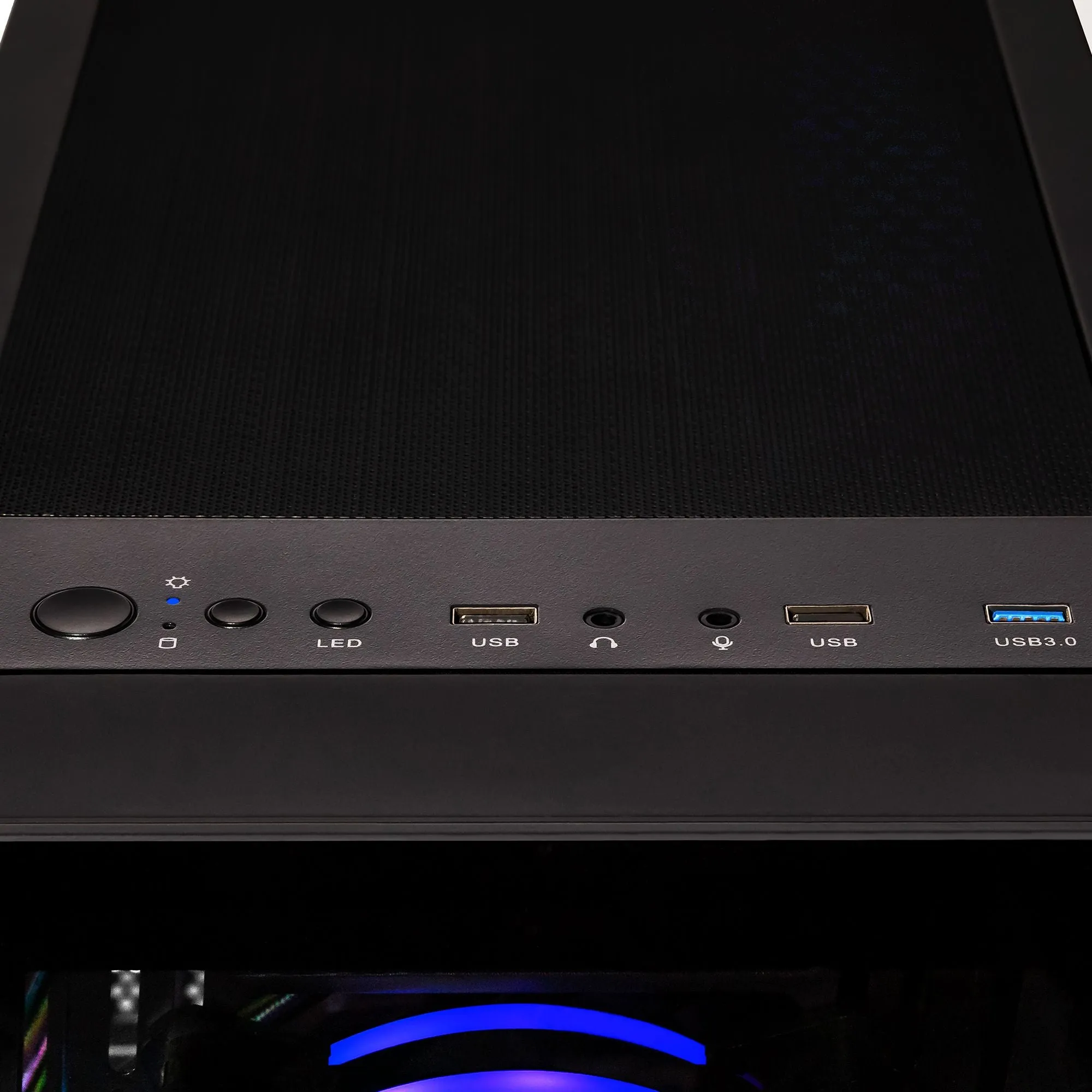 CLX SET VR-Ready Gaming Desktop - Liquid Cooled AMD Ryzen 7 7700X 4.5GHz 8-Core Processor, 32GB DDR5 Memory, GeForce RTX 4080 16GB GDDR6X Graphics, 1TB SSD, 4TB HDD, WiFi, Windows 11 Home 64-bit