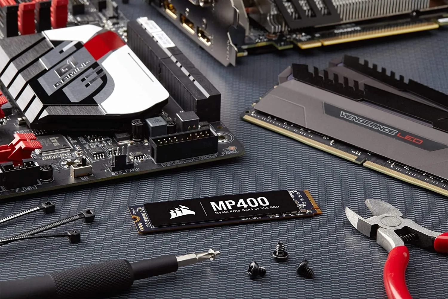 Corsair MP400 1TB Gen3 PCIe x4, NVMe M.2 SSD Black