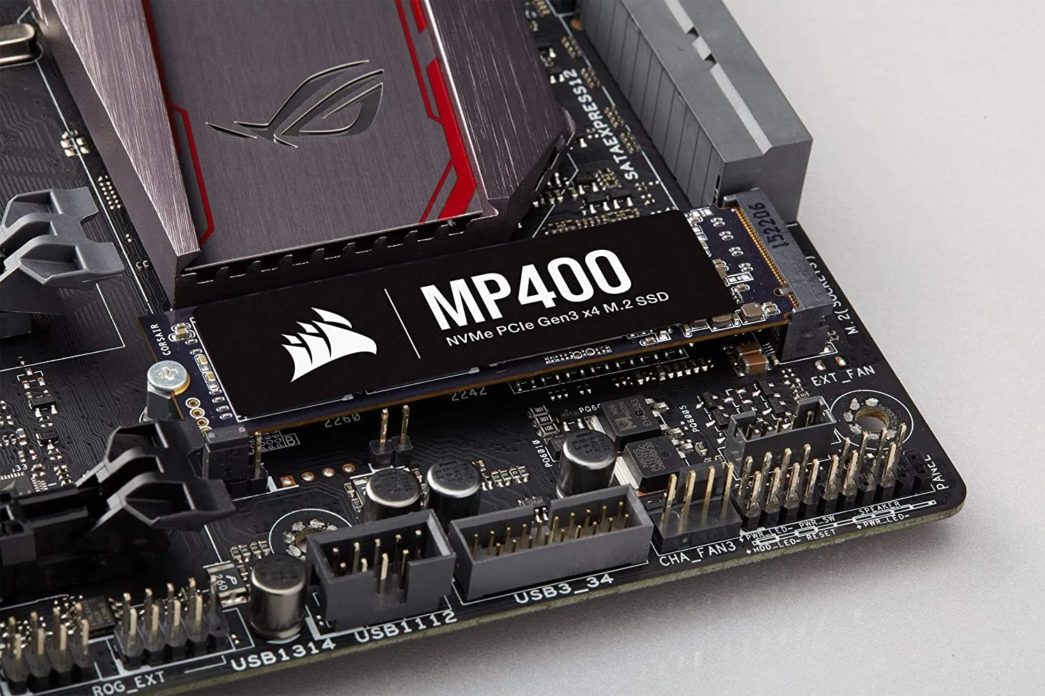 Corsair MP400 1TB Gen3 PCIe x4, NVMe M.2 SSD Black
