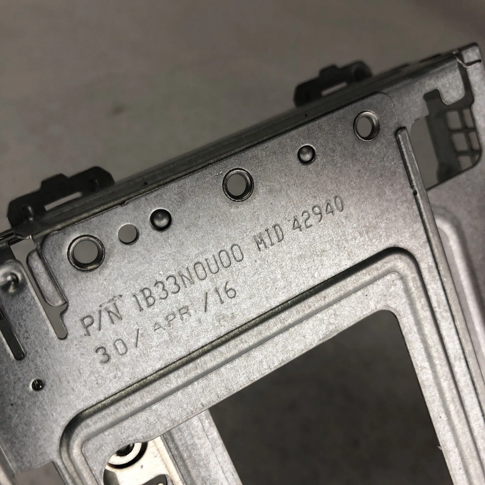 Dell OptiPlex 1B33N0U00 3040 5040 7040 SFF HDD Caddy and Optical Drive Cage