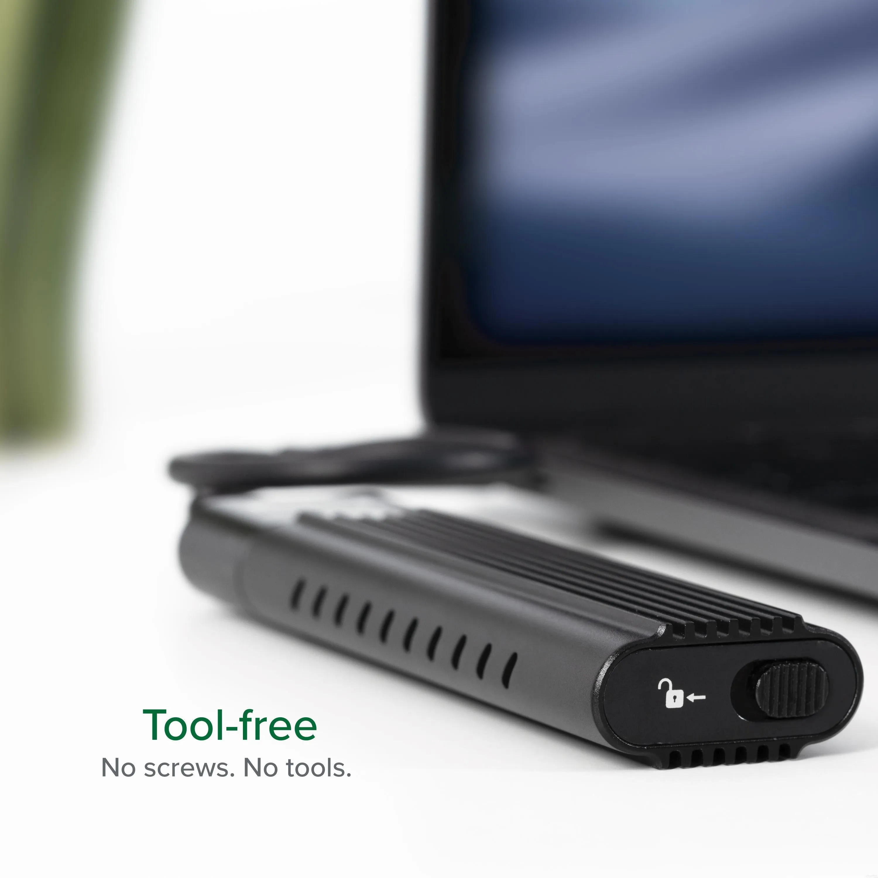Plugable USB 3.1 Gen 2 Tool-free NVMe Enclosure