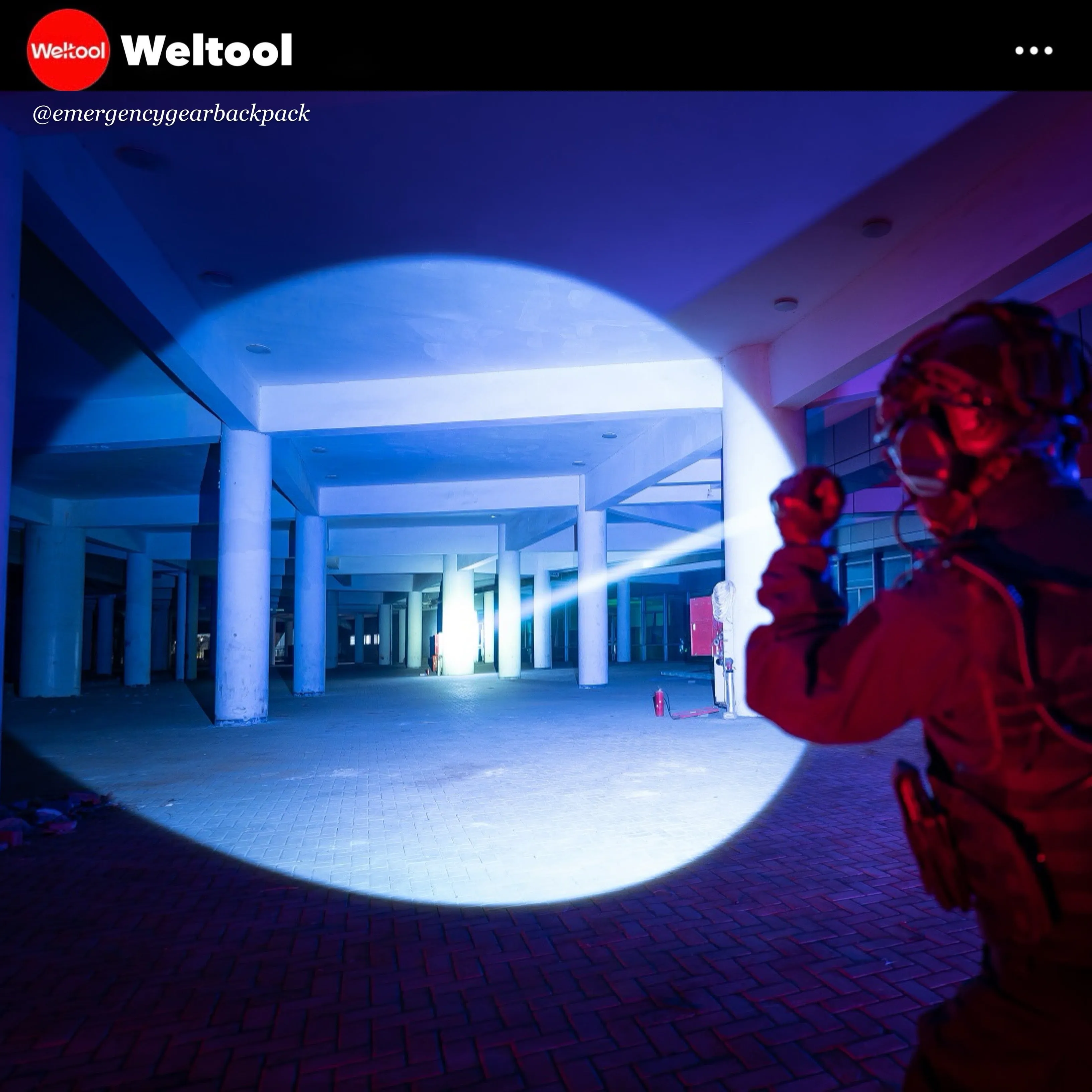 Weltool W7 Tactical LEP Flashlight with Spill